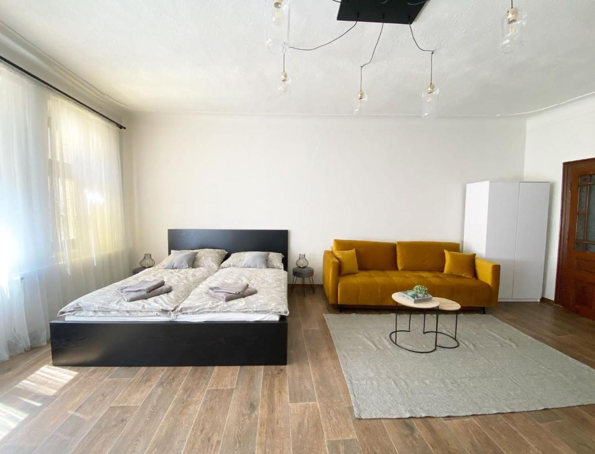 Kovarik Apartments I 올로모우츠 외부 사진